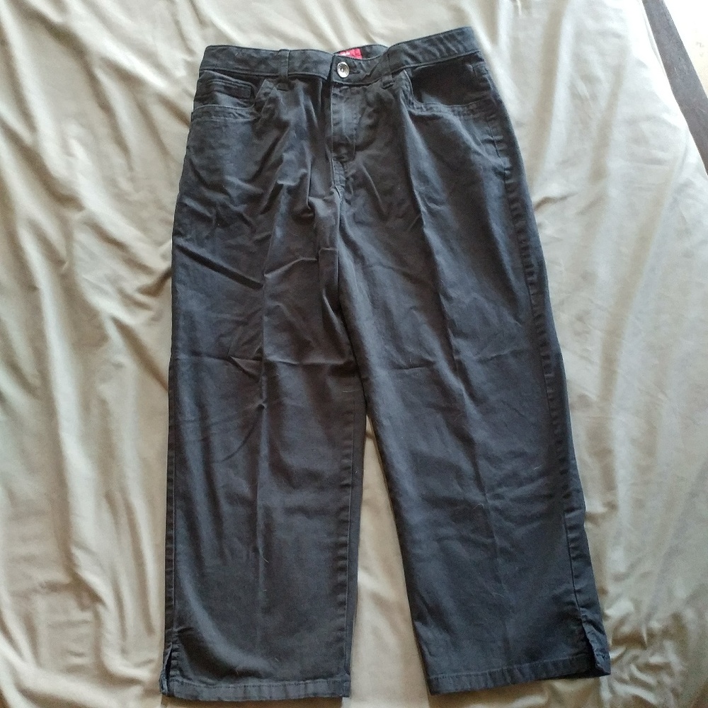 Merona Black Cropped denim Pants